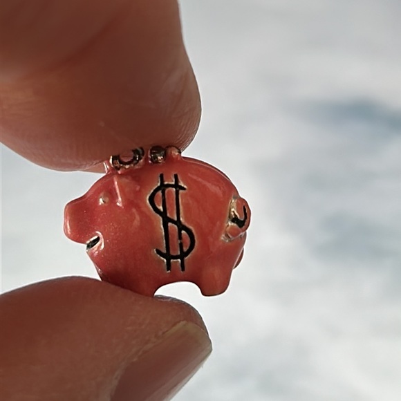 Piggy bank Charm- Opens with a surprise! - Picture 2 of 15